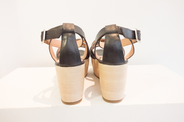 Pour la Victoire Noletta Wedges Pour la Victoire Noletta Wedges