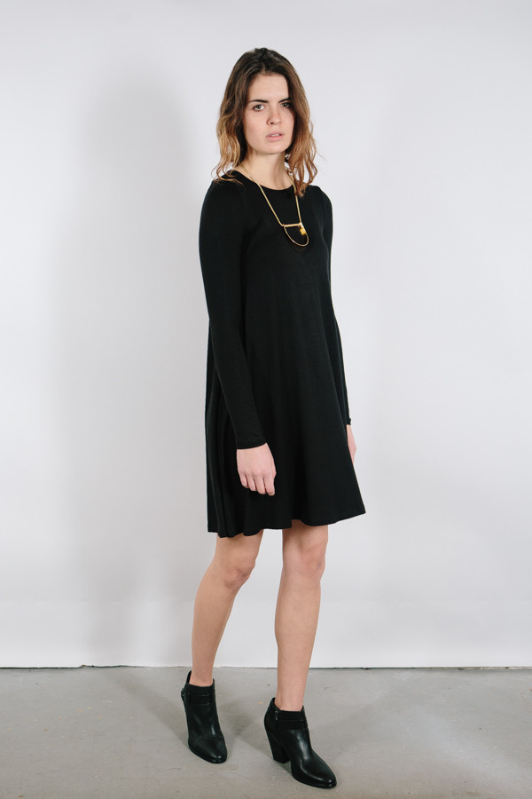 BLQ Basiq Long Sleeve Swing Dress / Black BLQ Basiq Long Sleeve Swing Dress / Black