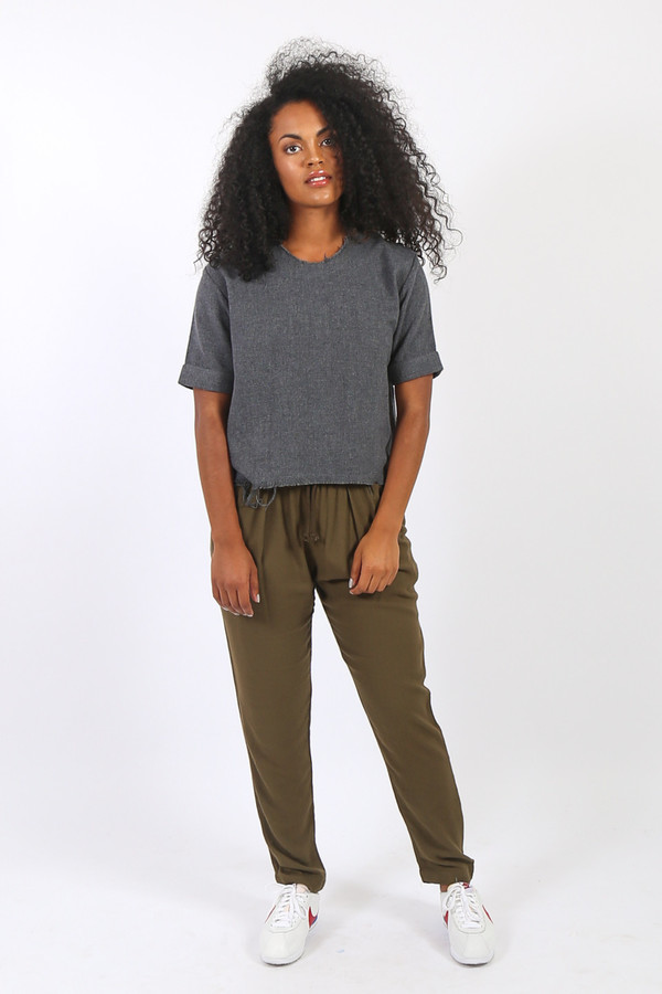 Black Crane Wide Top Black Crane Wide Top
