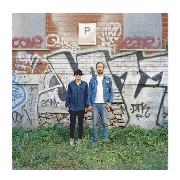 Colleen & Les by Hana Pesut Colleen & Les by Hana Pesut