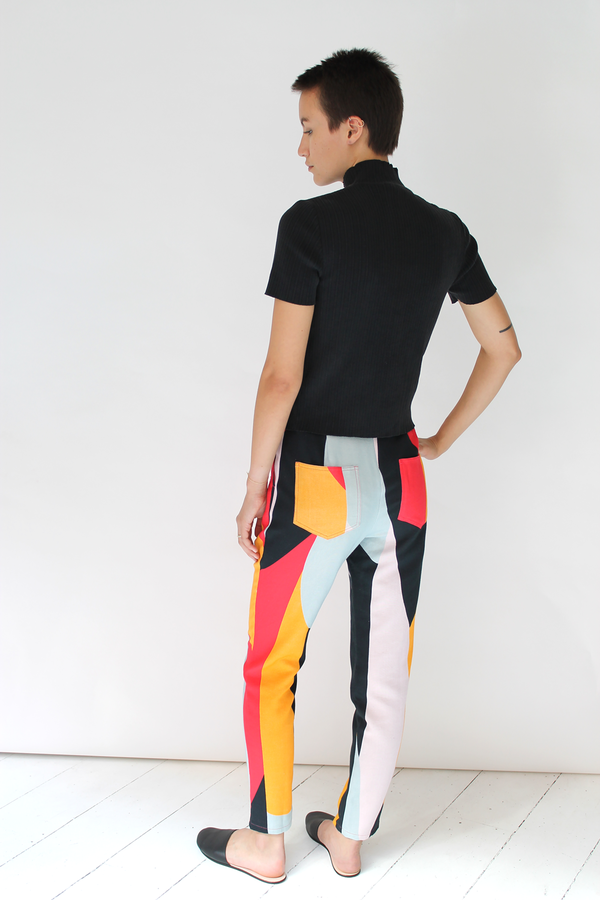 Dusen Dusen pleated pants | swatch Dusen Dusen pleated pants | swatch
