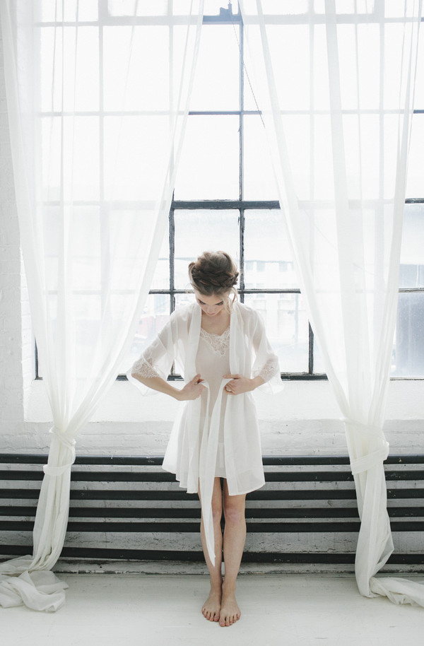Salua Atelier My Vows Short Robe Salua Atelier My Vows Short Robe