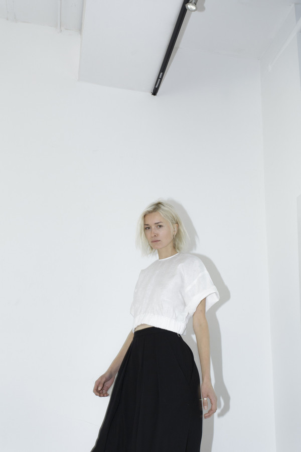 White Linen Box Top White Linen Box Top