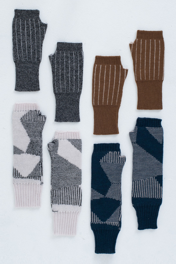 Micaela Greg Speckle Grey Pinstripe Fingerless Gloves Micaela Greg Speckle Grey Pinstripe Fingerless Gloves