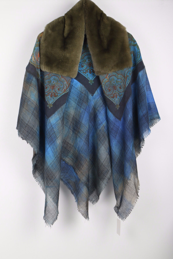 Richiami Icon Fur Stole Green Richiami Icon Fur Stole Green