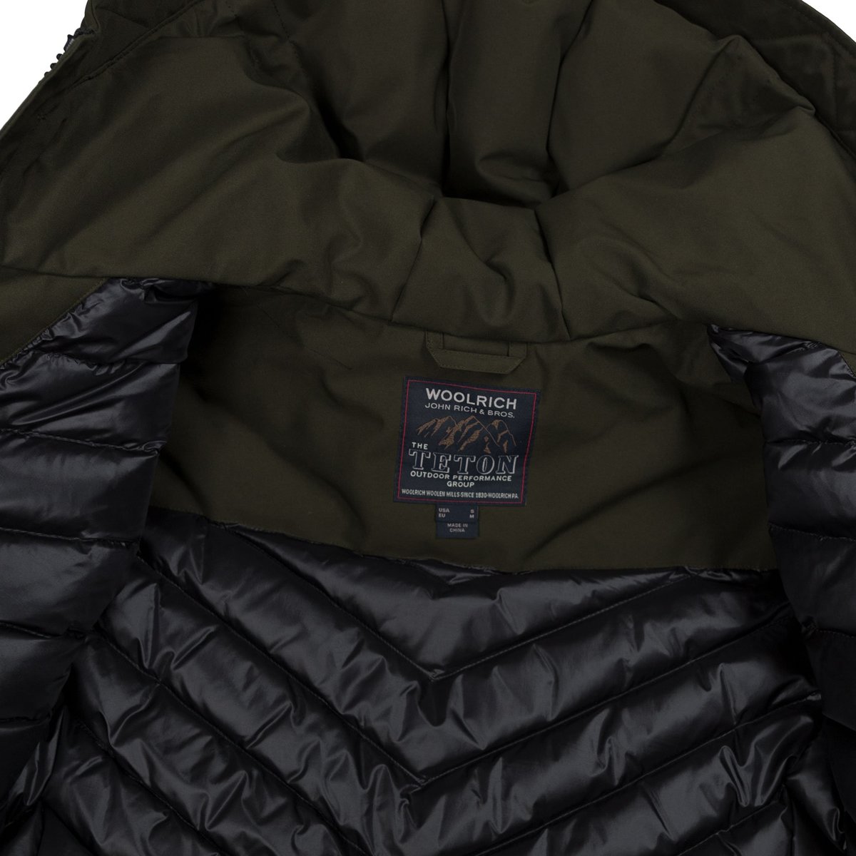 Woolrich Mountain Parka Gore-tex Coat 
