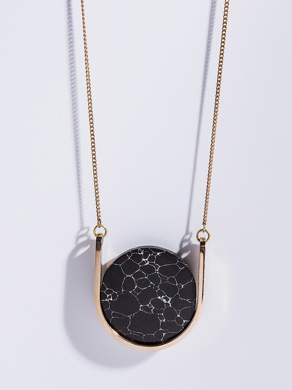 Metalepsis Projects Neutron Necklace - Black Particle Metalepsis Projects Neutron Necklace - Black Particle
