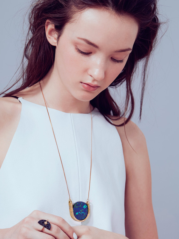 Metalepsis Projects Neutron Necklace - Blue Particle Metalepsis Projects Neutron Necklace - Blue Particle