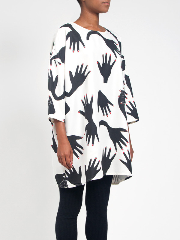 R/H Square Dress Hands Print R/H Square Dress Hands Print