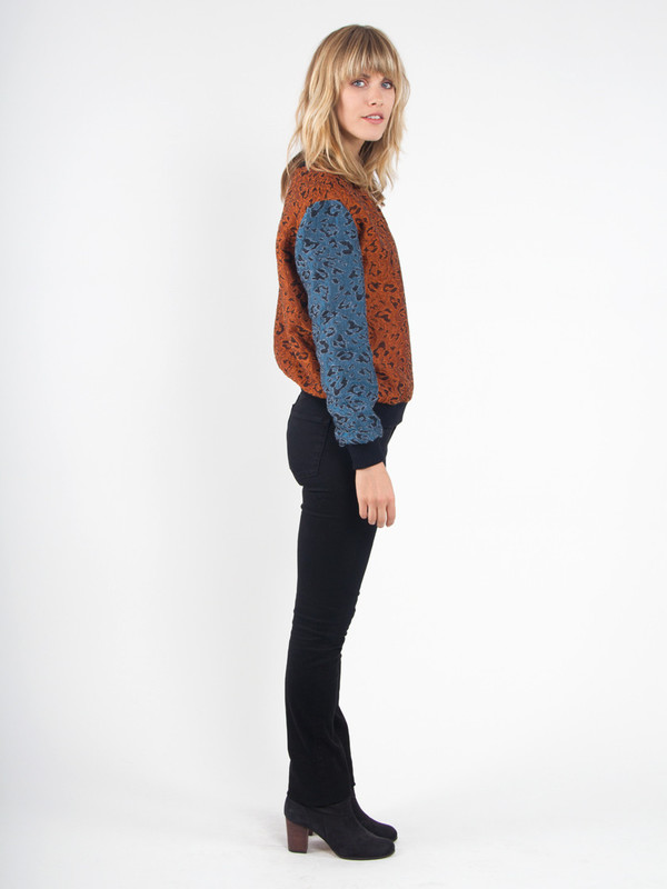 Saunder Sweatheart Pullover Saunder Sweatheart Pullover