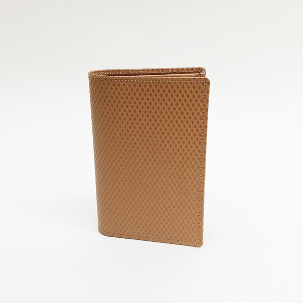 Comme des Garcons - Luxury Group Beige Card Case Comme des Garcons - Luxury Group Beige Card Case