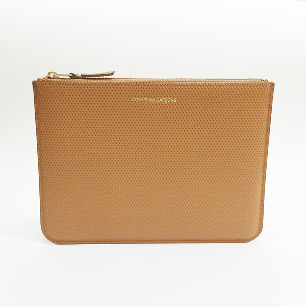 Comme des Garcons - Luxury Group Large Beige Zip-up Pouch Comme des Garcons - Luxury Group Large Beige Zip-up Pouch