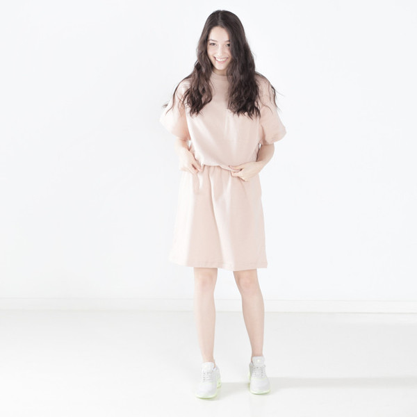 Baserange Short Sleeve Sweat Dress Baserange Short Sleeve Sweat Dress