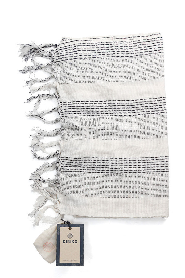 Kiriko Karu Ori White Scarf Kiriko Karu Ori White Scarf