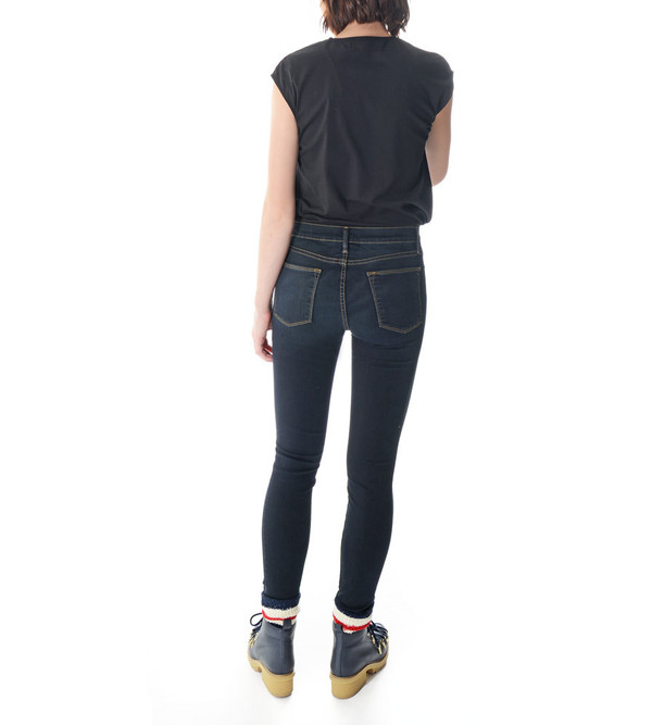 FRAME Denim Le High Skinny in North Hampton Jeans FRAME Denim Le High Skinny in North Hampton Jeans