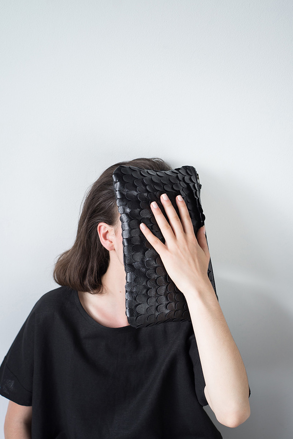 Primecut SCALLOP CLUTCH Primecut SCALLOP CLUTCH
