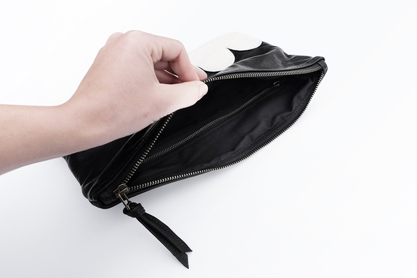 Primecut WHITE SCALLOP CLUTCH Primecut WHITE SCALLOP CLUTCH