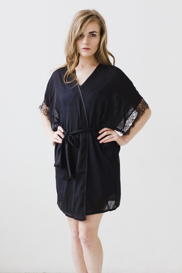 Salua Monarch Robe Salua Monarch Robe