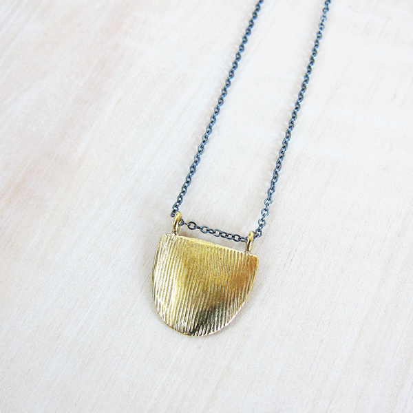 Satomi Studio ridge pendant necklace Satomi Studio ridge pendant necklace