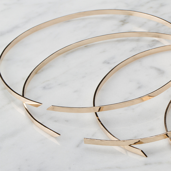 Tara 4779 Oblique Choker Tara 4779 Oblique Choker