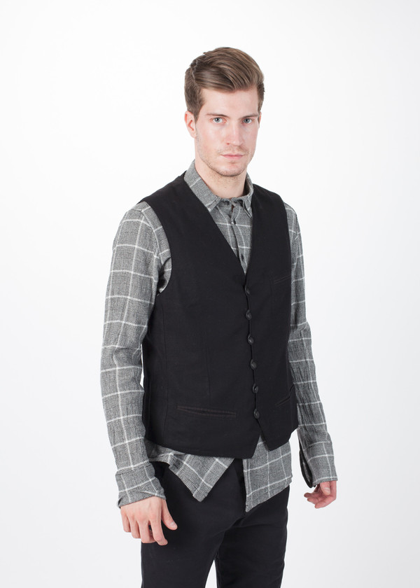 Hannes Roether Pose Vest Hannes Roether Pose Vest
