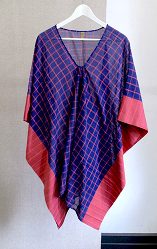 Two Violet blue and pink graph pattern sari caftan Two Violet blue and pink graph pattern sari caftan