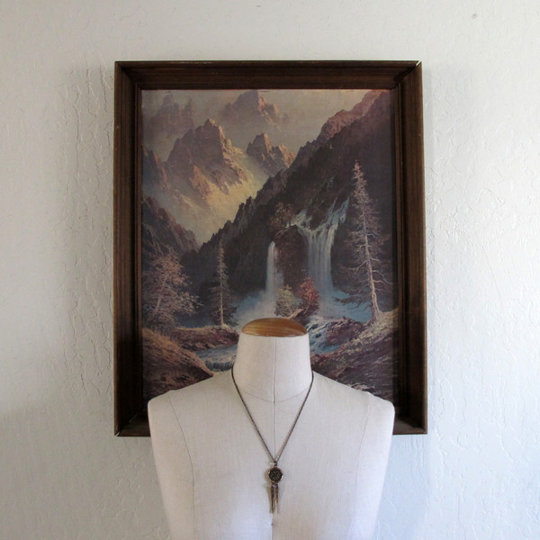 Medium Medallion Necklace with Daggers Medium Medallion Necklace with Daggers