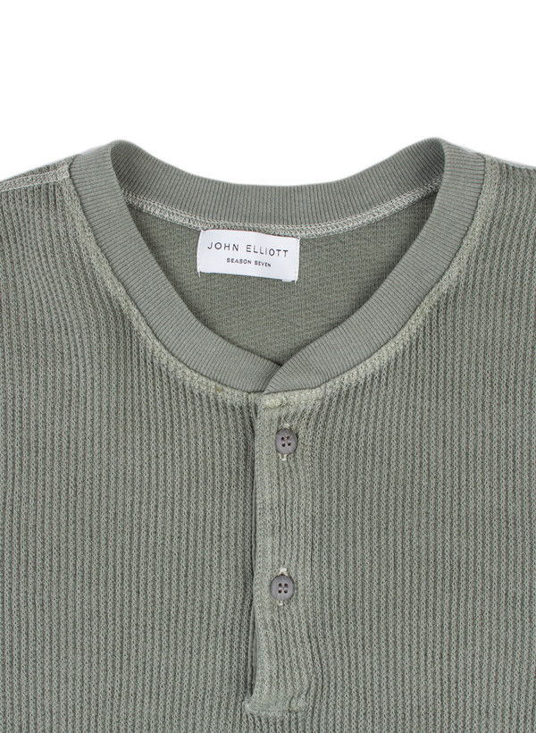 Men's John Elliott SS Flatback Thermal Henley Olive Men's John Elliott SS Flatback Thermal Henley Olive
