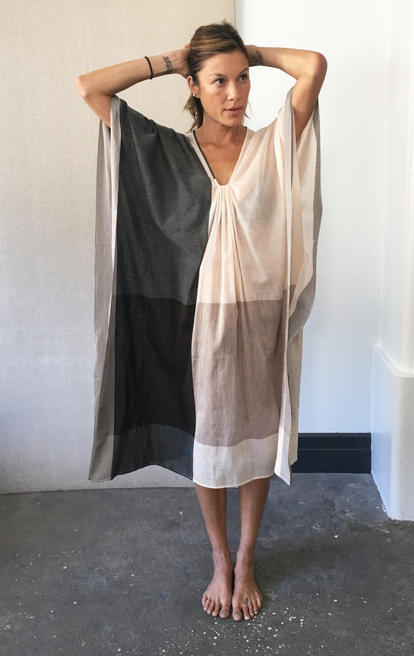 Two New York Pink color block caftan Two New York Pink color block caftan