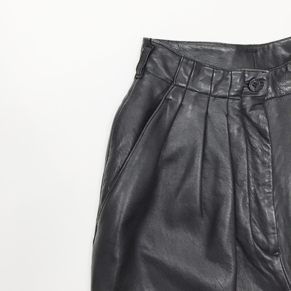 Johan Vintage Black Pleated Leather Pants Johan Vintage Black Pleated Leather Pants