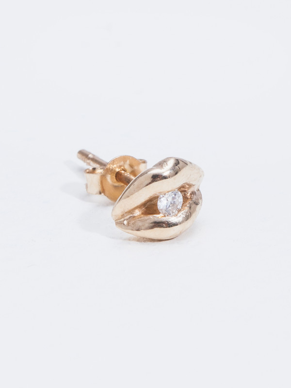 WINDEN Diamond Kiss Stud WINDEN Diamond Kiss Stud