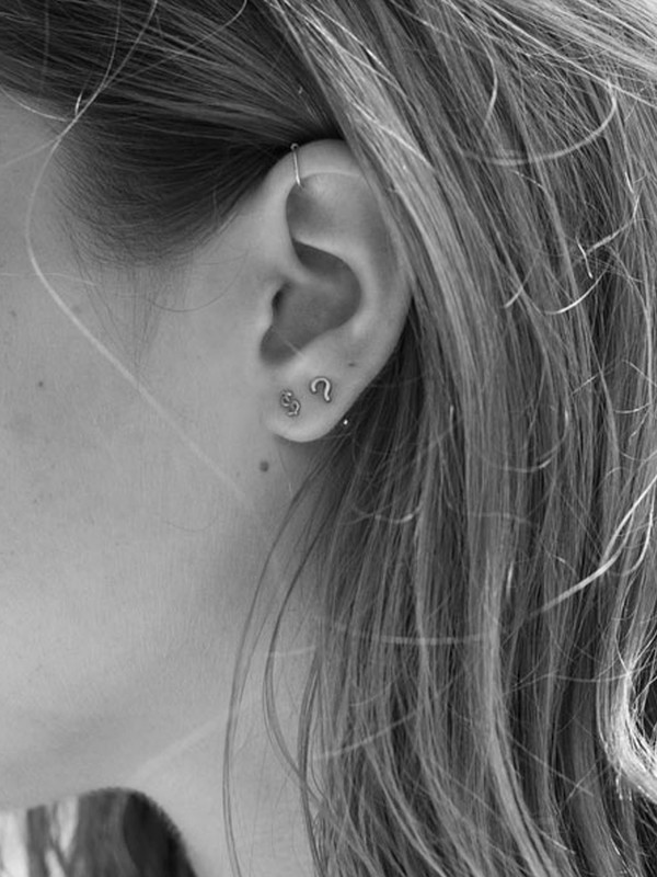 WINDEN Question Mark Earring WINDEN Question Mark Earring