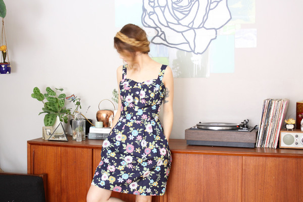 Birds of North America - Sylph Dress (Navy Floral) Birds of North America - Sylph Dress (Navy Floral)