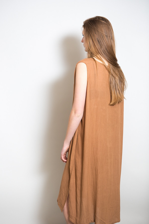 Revisited Crushed Cotton V-Dress / Siena Revisited Crushed Cotton V-Dress / Siena