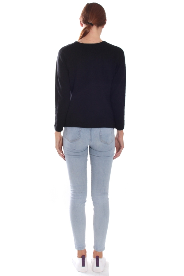 Nomia Split Hem Sweater Nomia Split Hem Sweater