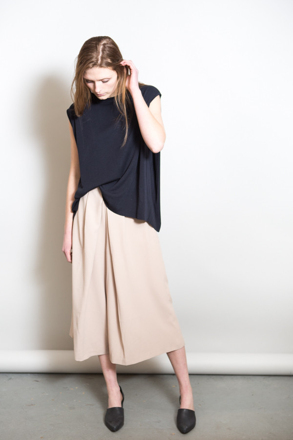 Achro Linen Mixed Knit Top / Navy Achro Linen Mixed Knit Top / Navy