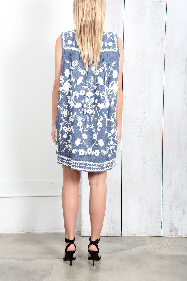 SEA EMBROIDERED SLEEVELESS DRESS SEA EMBROIDERED SLEEVELESS DRESS