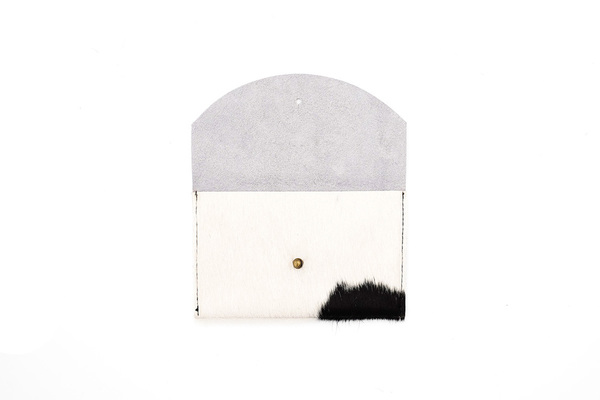 Primecut BLACK + WHITE PASSPORT CLUTCH Primecut BLACK + WHITE PASSPORT CLUTCH