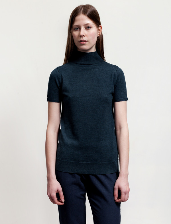 Sunspel Merino Short Sleeve Funnel Neck Sunspel Merino Short Sleeve Funnel Neck