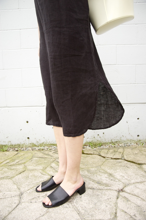 Black Crane Linen Long Dress Black Crane Linen Long Dress