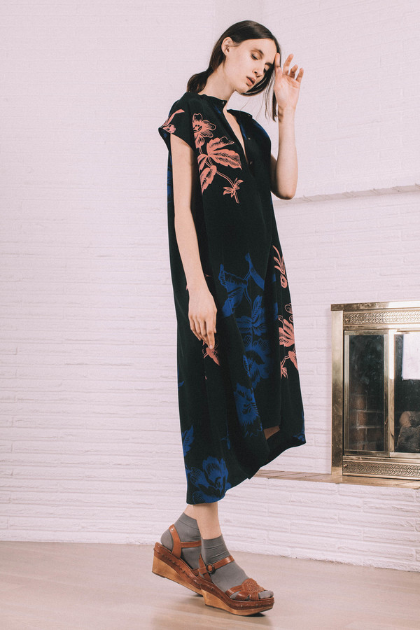 Kate Towers Day Dress - black floral Kate Towers Day Dress - black floral