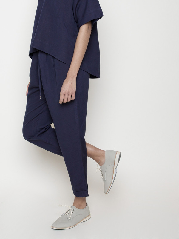7115 by Szeki Linen Kaftan Top- Navy SS16 7115 by Szeki Linen Kaftan Top- Navy SS16