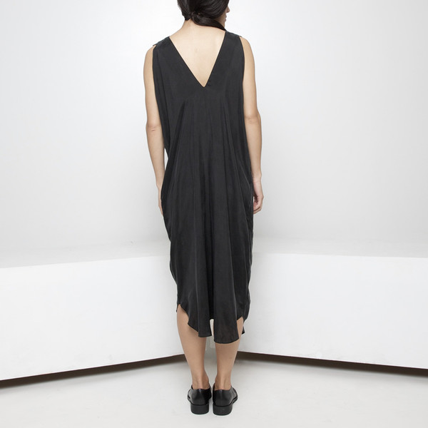 7115 by Szeki Signature Sandwashed Silk V-Neck Maxi 7115 by Szeki Signature Sandwashed Silk V-Neck Maxi
