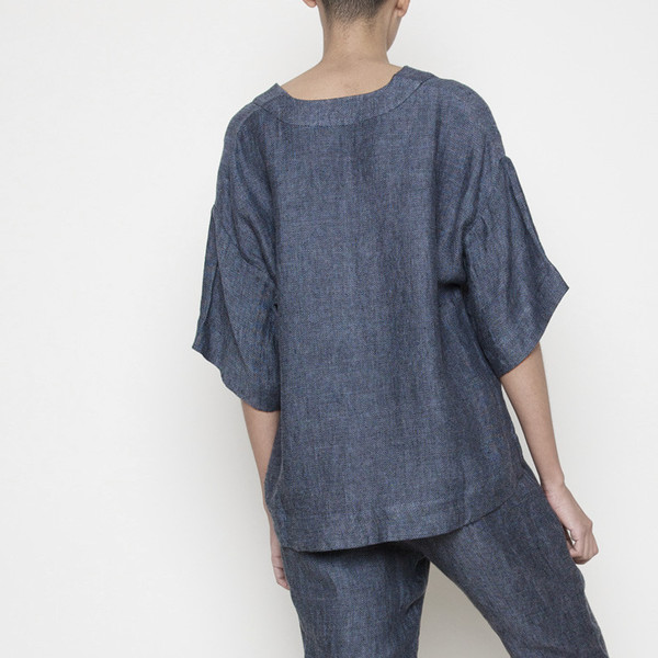 7115 by Szeki V Neck Kaftan Top 7115 by Szeki V Neck Kaftan Top
