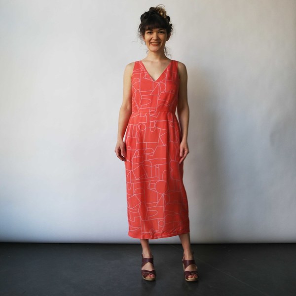Dusen Dusen V Neck Dress in Blockhead Red Print Dusen Dusen V Neck Dress in Blockhead Red Print