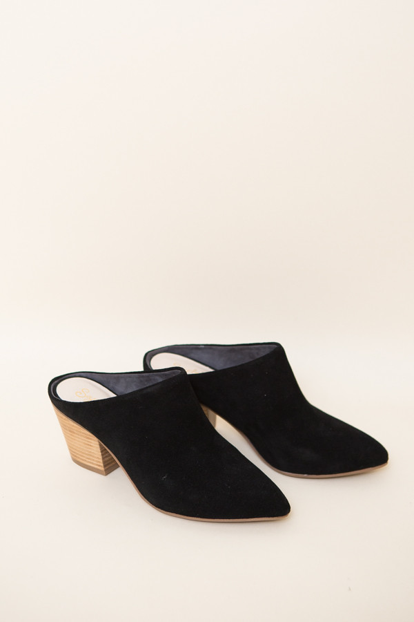 Seychelles Got the Answer Mules / Black Suede Seychelles Got the Answer Mules / Black Suede