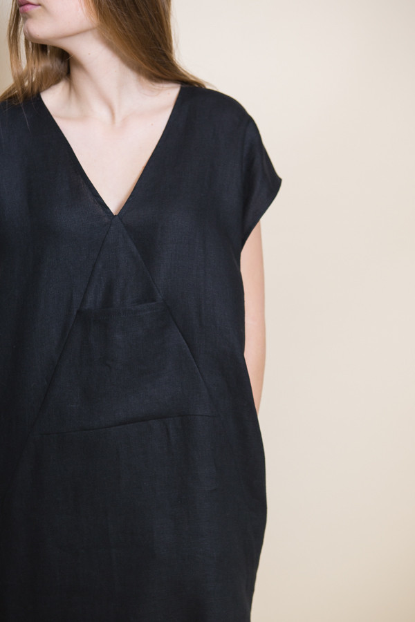 Ursa Minor Kathe Dress / Black Linen Ursa Minor Kathe Dress / Black Linen