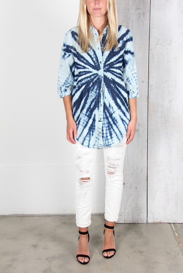 RAQUEL ALLEGRA INDIGO DENIM BUTTON-UP SHIRT RAQUEL ALLEGRA INDIGO DENIM BUTTON-UP SHIRT