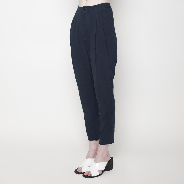 7115 by Szeki Signature Linen Gathered Trouser - Navy 7115 by Szeki Signature Linen Gathered Trouser - Navy