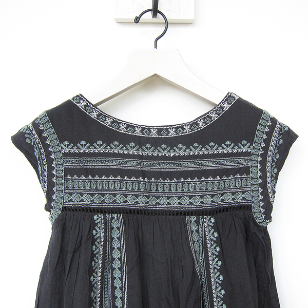Star Mela Allie embroidered dress - faded black Star Mela Allie embroidered dress - faded black